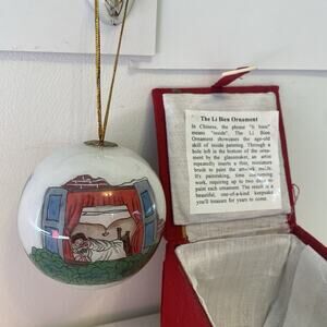 Vintage 1997 The Li Bien Hand painted Large Glass Christmas Seasonal Ornament